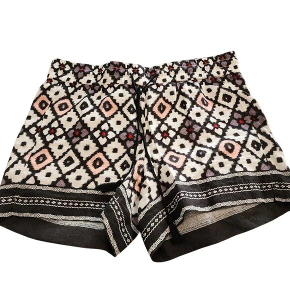 LOFT diamond linen blend shorts size‎ 0 - Picture 2 of 6